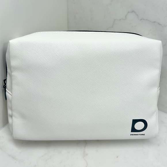 Dermstore Handbags - Dermstore Ivory & Black Lined Zip Top Cosmetic Bag - NWOT - Unused